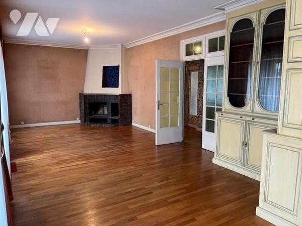 Vaste T6 au centre ville 