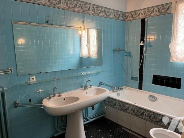 Vaste T6 au centre ville 