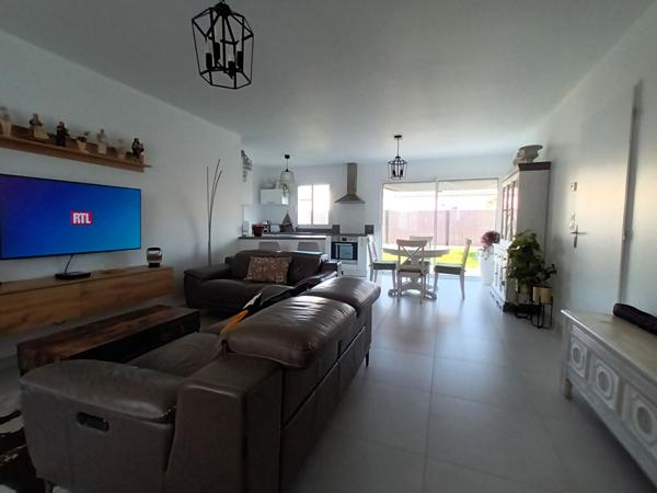 Maison neuve à port des barques