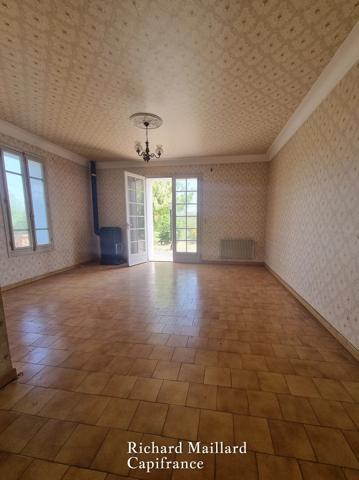 EXCLUSIVITÉ — Maison de caractère à fort potentiel à rénover — Cadre naturel exceptionnel  sur 3 300 m² de terrain