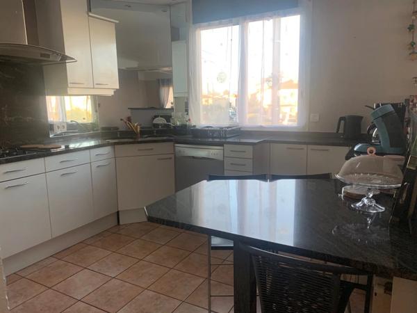 Location Villa 5 pièces 140 m2 à Perpignan