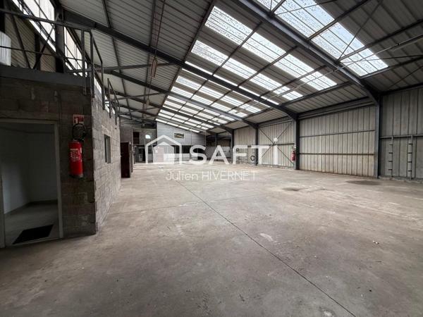 Batiment d'activité de 1100m2