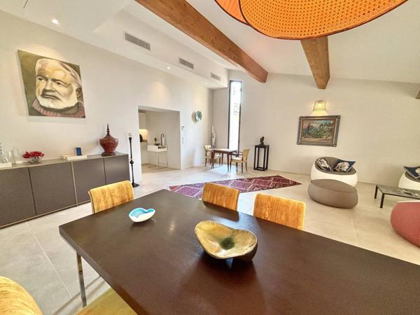 Grande Appartement en duplex- Élégante à Valbonne