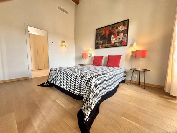 Grande Appartement en duplex- Élégante à Valbonne