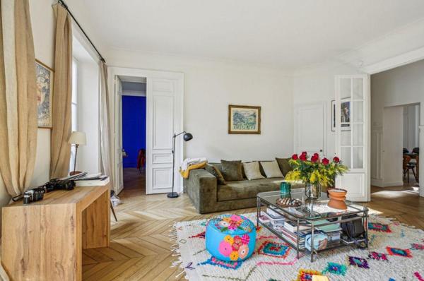 Elégant appartement familial "comme à la campagne" au coeur de Paris