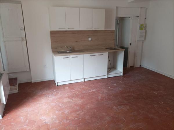 Appartement à louer |  Bessan |  1 pièce | 24 m²