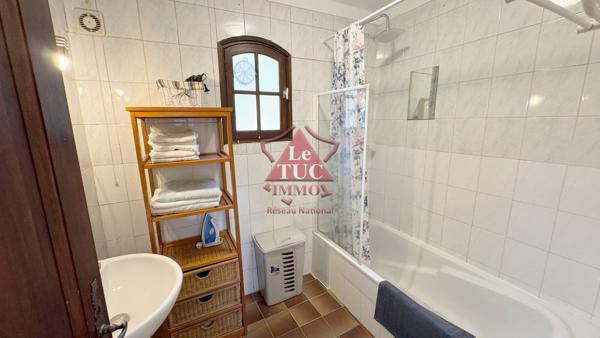 Chateauneuf dans villa, 3 pièces meublé à louer à l'année Châteauneuf-Grasse (06740)