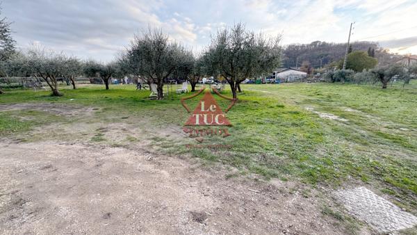 Chateauneuf dans villa, 3 pièces meublé à louer à l'année Châteauneuf-Grasse (06740)