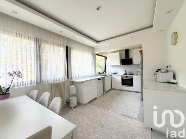 Appartement à vendre 5 pièces 112 m² Vaux-le-Pénil