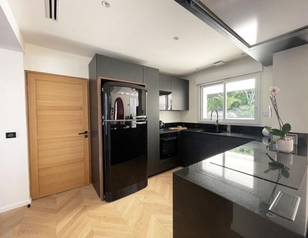 VILLA BASQUE AVEC JARDIN ET PISCINE