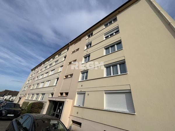 Troyes (10000) REF140426LAURE