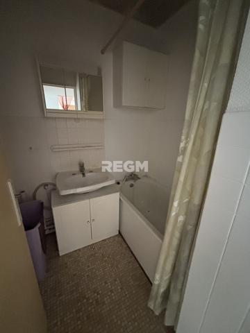 Troyes (10000) REF140426LAURE