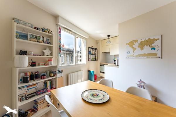 Appartement à vendre |                                       Bordeaux |                                        2 pièces  |  43 m²