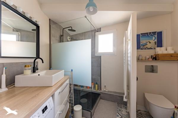 Appartement à vendre |                                       Bordeaux |                                        2 pièces  |  43 m²