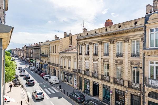 Appartement à vendre |                                       Bordeaux |                                        2 pièces  |  43 m²