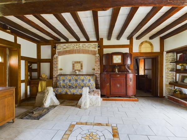 Ourouër (58130) Longère atypique de caractère à Vaux-d'Amognes - Un havre de paix en pleine nature