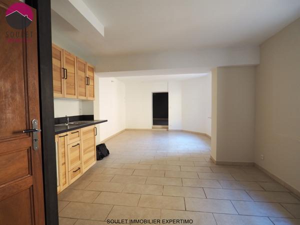 Bédoin (84410) Belle maison rénovée 3 chambres et atelier