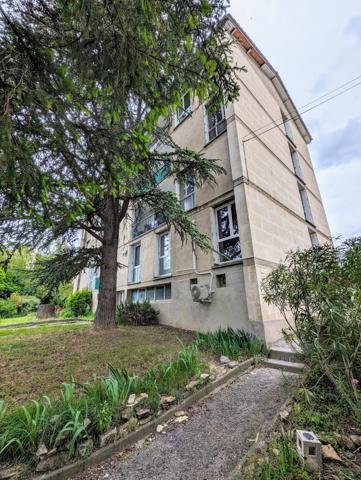 Appartement T2 dans résidence calme - Manosque - Réf. 476