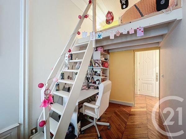 Appartement F5 à vendre  5 pièces - 162,65 m2 VIENNE - 38