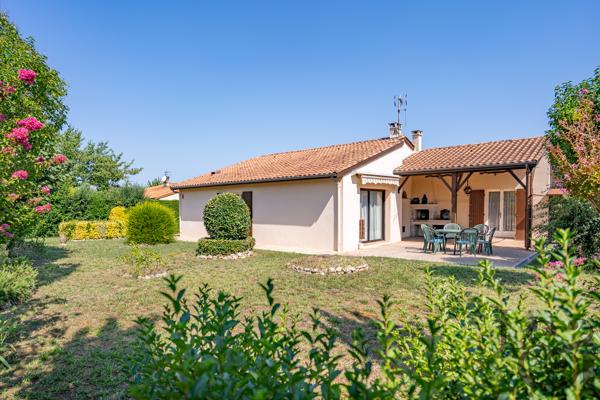 Villa traditionnelle avec garage attenant à vendre à Villeneuve-sur-Lot