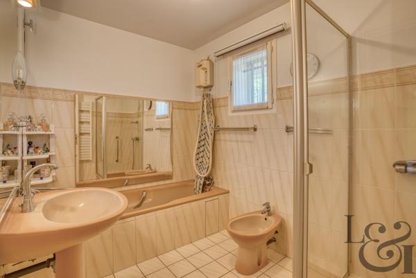 Villa traditionnelle avec garage attenant à vendre à Villeneuve-sur-Lot