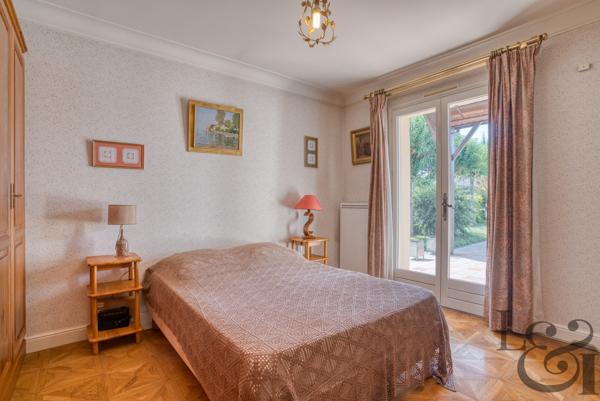 Villa traditionnelle avec garage attenant à vendre à Villeneuve-sur-Lot