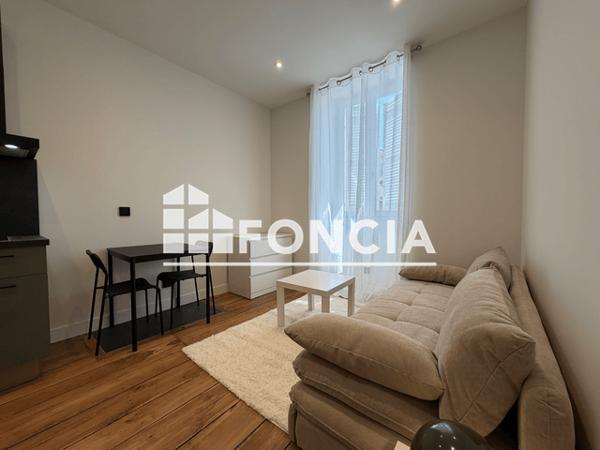 Location Studio meublé 16.04 m² - 13 RUE VICTOR HUGO Perigueux 24000