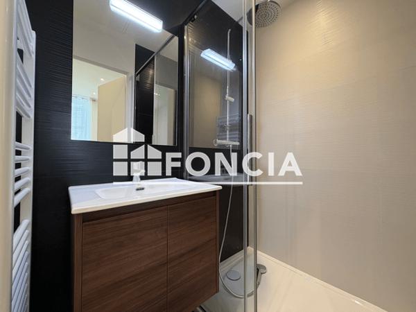 Location Studio meublé 16.04 m² - 13 RUE VICTOR HUGO Perigueux 24000