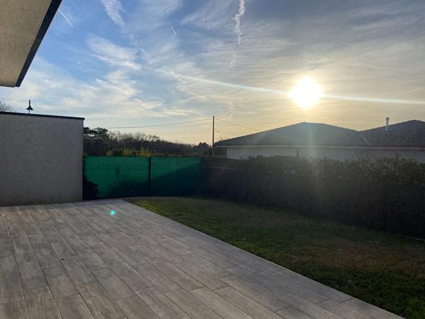 POMPIGNAC - MAISON 3 CHAMBRES AVEC JARDIN ET ABRI GARAGE