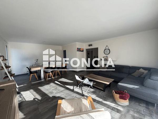 À vendre Appartement 4 pièces 104 m² - Villeneuve-lès-avignon 30400