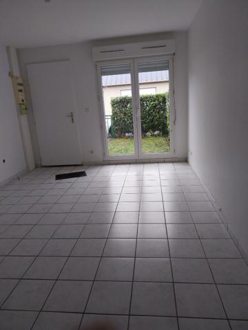 Appartement duplex 42.60m² avec jardinet et garage