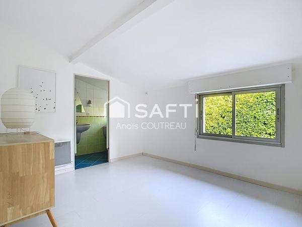 CHARMANTE MAISON DE PLAIN PIED AU CALME AVEC JARDIN ARBORÉ