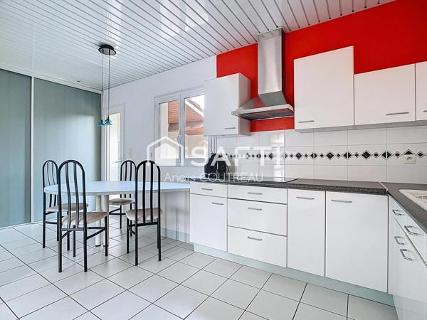 CHARMANTE MAISON DE PLAIN PIED AU CALME AVEC JARDIN ARBORÉ