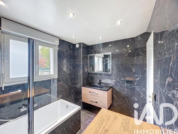 Appartement à vendre 4 pièces 96 m² Viry