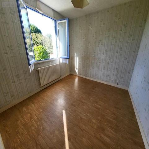 Maison à vendre à Landeleau dans le Finistère (29530), ref : 29126-710