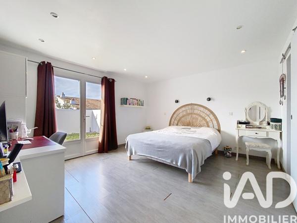 Maison à vendre 5 pièces 142 m² Loix