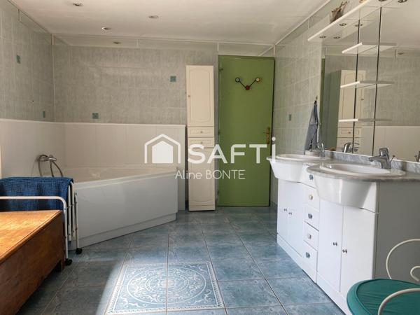 Ancienne grange avec garage