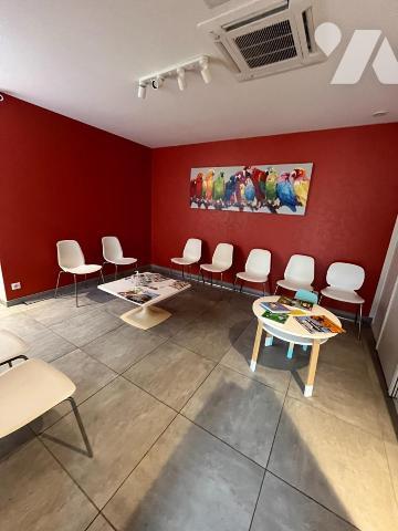 IMMEUBLE MITOYEN EN PARFAIT ETAT