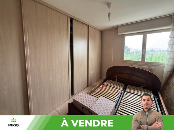 Appartement
         3 pièces
        - 65 m²