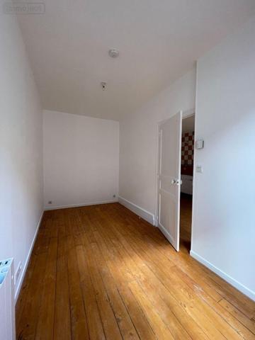 Appartement rénové à louer à Nogent-le-Rotrou dans l'Eure-et-Loir (28400), ref : 260325LOC