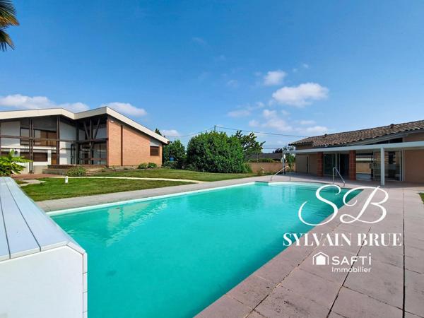 Maison familiale avec piscine, parc arboré et fort potentiel