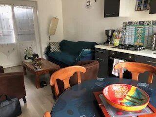 Vente                                                      Maison
                        
                     3 pièces                      51 m2                     à Plaisance