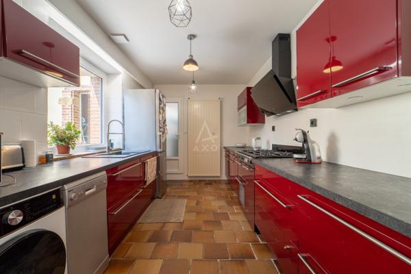 VILLENEUVE-DE-MARSAN – MAGNIFIQUE MAISON DE VILLE RÉNOVÉE