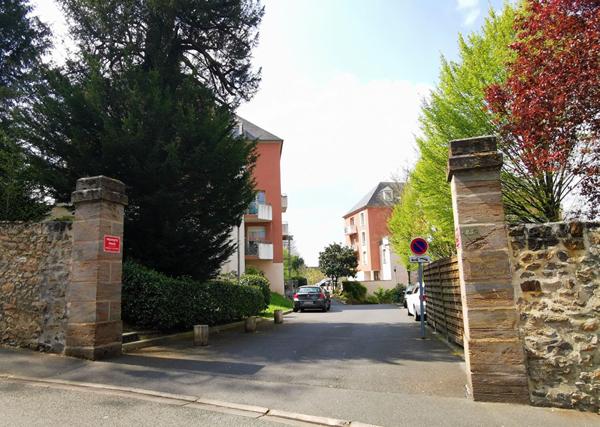 "APPARTEMENT MEUBLÉ LE MANS 2 PIECES 34M2"