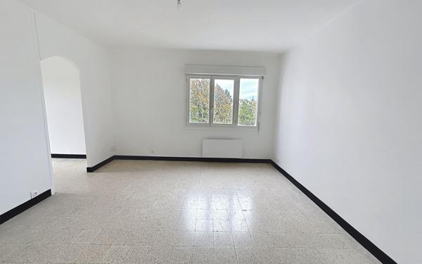 Appartement à louer    3 pièces • 64,80 m2 Avignon