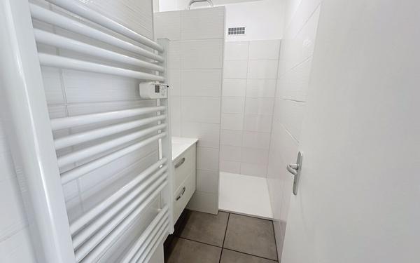 Appartement à louer    3 pièces • 64,80 m2 Avignon