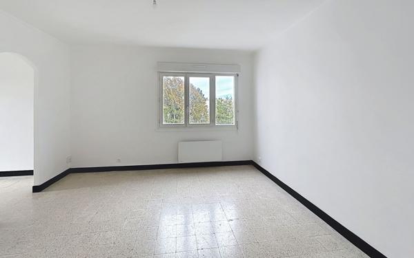 Appartement à louer    3 pièces • 64,80 m2 Avignon