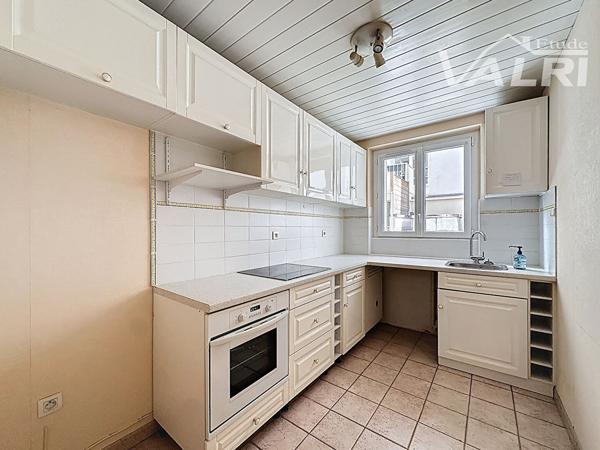 Bd Voltaire - 2 pièces 40 m² + 20 m² de terrasse, Paris 75011