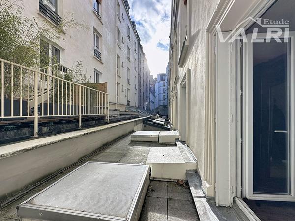 Bd Voltaire - 2 pièces 40 m² + 20 m² de terrasse, Paris 75011