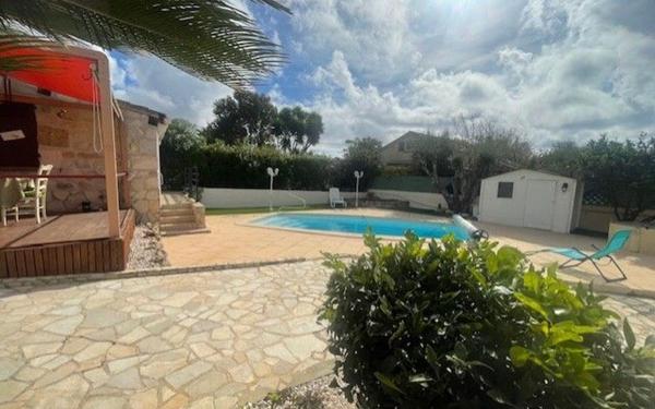 Appartement à vendre    4 pièces • 106 m2 Six-Fours-les-Plages